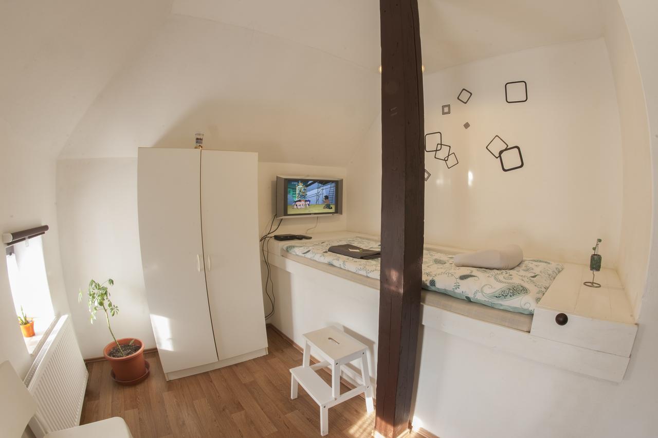 Penzion U Nádraží Horšovský Týn Esterno foto